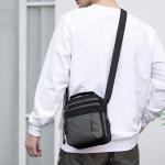CHDWEY Umhängetaschen für Herren Modische Mehrtasche Nylon Umhängetasche Männer wasserdichte Patchwork Reißverschluss Weiche Crossbody Tasche Vielseitige Reisen Schwarze Handt