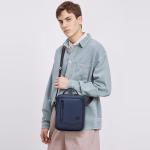 Schoudertas Heren Kleine schoudertas met meerdere zakken Kleine waterdichte nylon sling crossbody tas Herentas met handvat aan de bovenkant voor werk, reizen, dagelijks leven