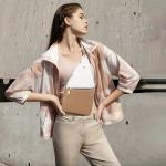 Sling Bag borsttas voor dames en heren, PU-leer, crossbody tas, kleine schoudertas, stijlvolle heuptas voor reizen, fietsen, wandelen, outdoorsport, winkelen, grijs
