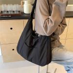 LEEINTO 2024 Schoudertas Gewatteerde Nylon Onderarm Tas Voor Meisjes Vrouwen Effen Oksel Tas Grote Capaciteit Handtas, groen
