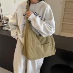 LEEINTO 2024 Schoudertas Gewatteerde Nylon Onderarm Tas Voor Meisjes Vrouwen Effen Oksel Tas Grote Capaciteit Handtas, beige