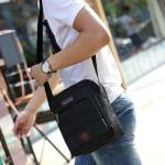 CHDWEY Umhängetaschen für Herren Männer Crossbody Taschen Umhängetaschen Hohe Qualität Nylon Casual Messenger Bag Business männer Reisetaschen Handtaschen(Black)