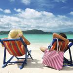 Grote waterafstotende strandtas met rits 58 x 38 x 18 cm gestreept bes wit shopper schoudertas